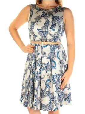 Tommy Hilfiger Paisley A-line Box
Pleat Dress